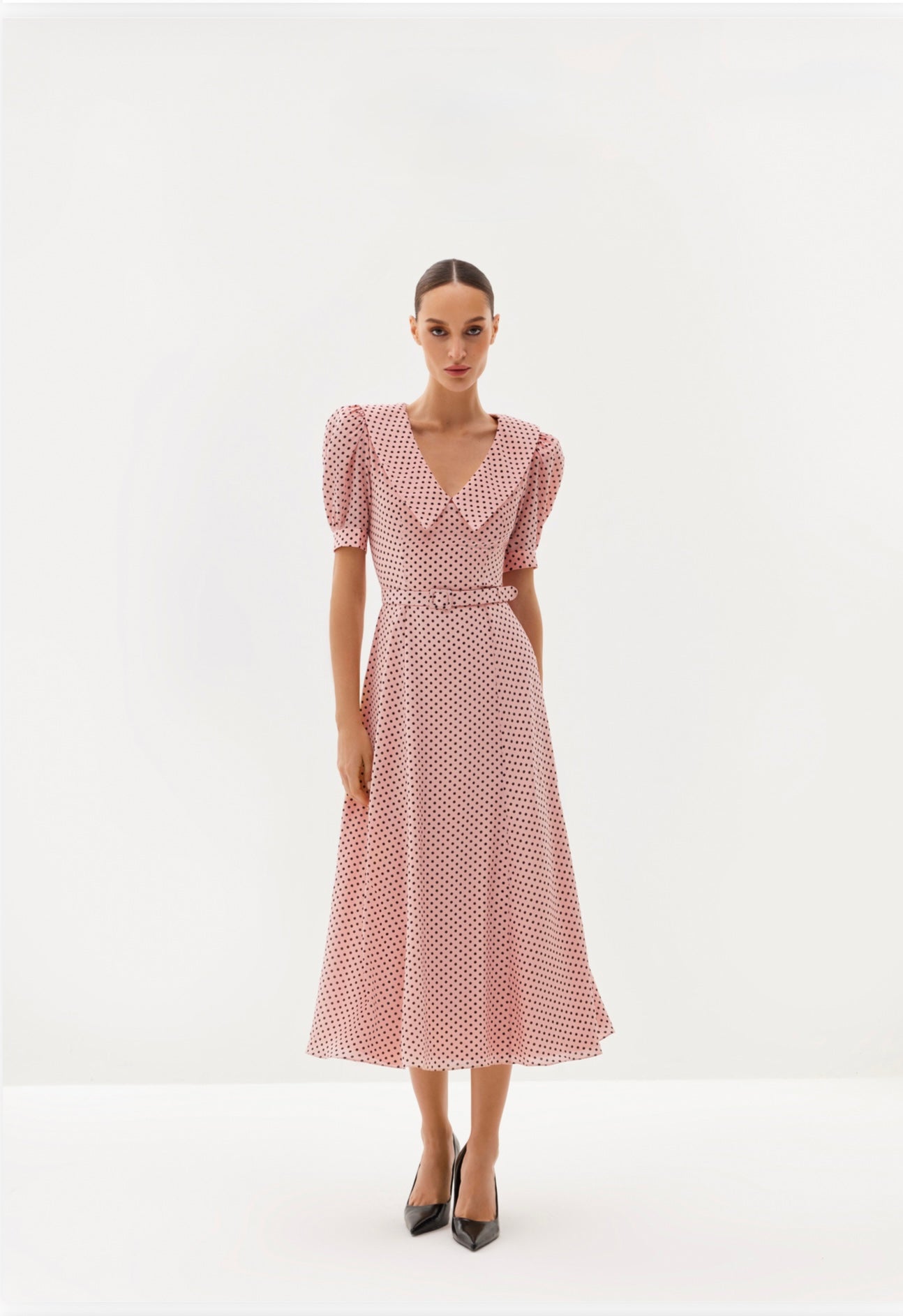 Blush V-neck midi dress with puff sleeves